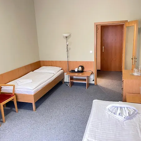 Otel Hubert 3*