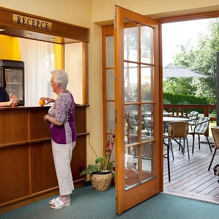 Otel Hubert 3*