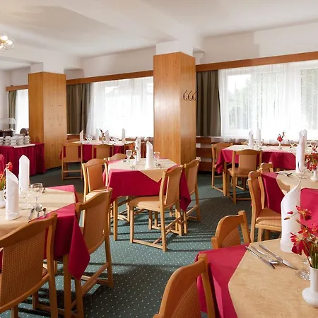 Otel Hubert